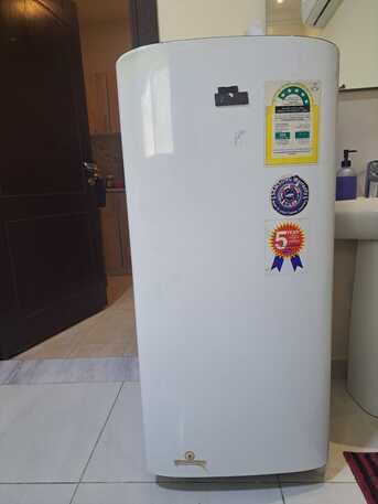 Riyadh, Appliances, SAR 1500,  7 Month Old Fully Automatic Washing Mechine-1000SR/Fridge-500