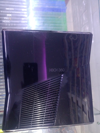 Manama, Video Games, BHD 45,  Xbox 360 Slim Matte Black