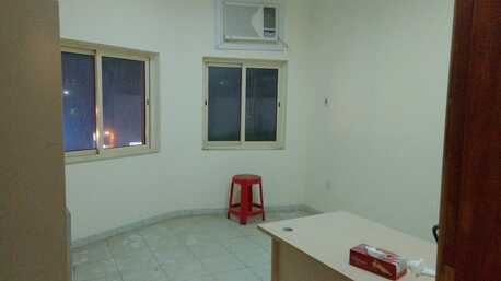 Hoora, Offices, BHD 180,  2 Room Office In A Commercial Building