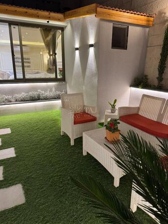 Abdoun, Apartments, Flats, Houses & Villas, JOD 16000/year,  Furnished,  2 BR,  Luxury - GF Floor-Apartment For Rent In Abdoun