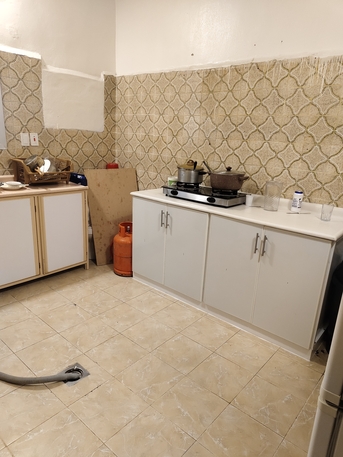 Dammam, Apartments, Flats, Houses & Villas, SAR 550/month,  1 BR,  I Have 2 Room Flat I Am Sharing 1 Room