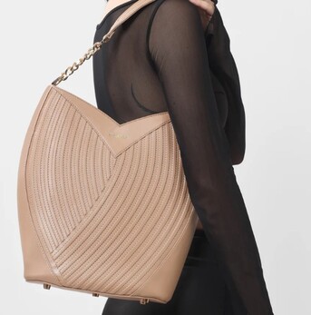 Noida, Clothing & Accessories, INR 15000,  Tulip Beige Leather Tote Bag For Women &ndash; Handmade Style