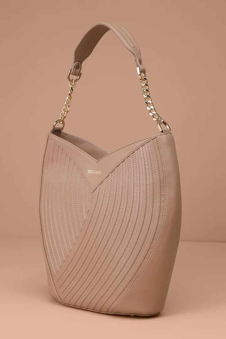 Noida, Clothing & Accessories, INR 15000,  Beige Handmade Leather Handbag For Women | Stylish & Durable Daily Use Bag