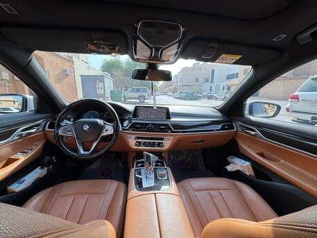 Riyadh, Vehicles, Cars & Trucks , SAR 105000,  Bmw 7 Series,  2018,  Automatic,  200000 KM,  BMW 730Li -