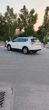 Dubai, Vehicles, Cars & Trucks , AED 20800,  2015 Nissan X‑Trail &ndash; For Sale &mdash; 20,800 AED,  2015,  Automatic,  175000 KM,