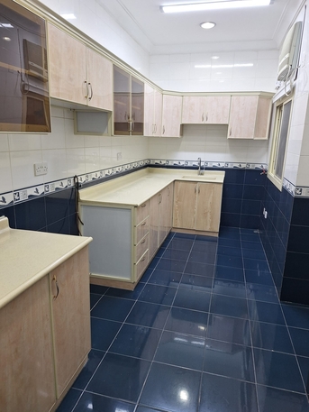 Manama, Apartments, Flats, Houses & Villas, BHD 200/year,  2 BR,  With AC