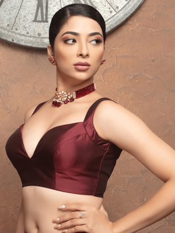 Mumbai, Clothing & Accessories, INR 3499,  Shop Deep Neck Blouse Online | Best Front Deep Neck Styles