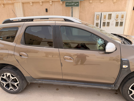 Riyadh, Vehicles, Cars & Trucks , SAR 20000,  Renault Duster,  2019,  Automatic,  181500 KM,    Model