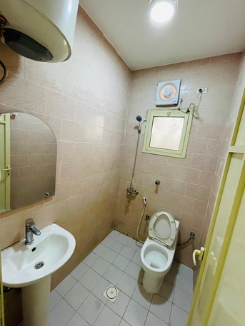 Jubail, Apartments, Flats, Houses & Villas, 2 BR,  2BHK UNFURNISHED APARTMENT AVAILABLE FOR RENT