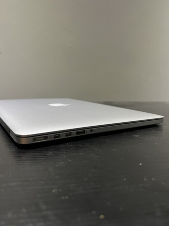 Riyadh, Computers, SAR 1299,  Apple Macbook Pro- Intel Core I5 Pro- Ram 4GB- Hard 500- Screen 13.3- DVD Multi - OS 2024