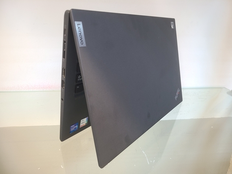 Al Olaya, Computers, SAR 1750,  ThinkPad T14s | I7 الجيل 11 | 16GB | 512GB NVMe | شاشة 14&rdquo; FHD | Iris Xe | إضاءة لوحة المف