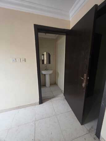 Thuqbah, Apartments, Flats, Houses & Villas, SAR 850/month,  1 BR,  Studio 1 Bedrooms, A Hall, 1 Bathrooms, Kitchen   Roof Top, Without Elevator