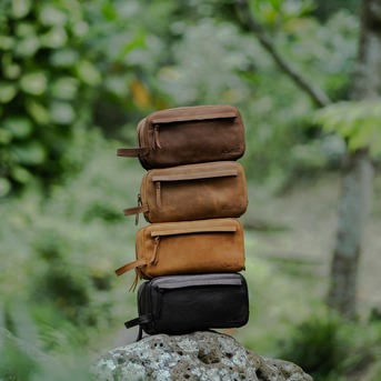 New York, Clothing & Accessories, Leather Toiletry Bag