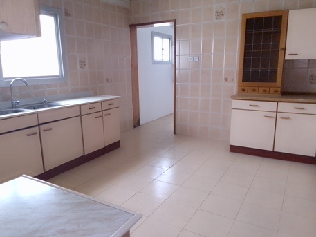 Manama, Villas, BHD 450,  Villa Portion  For Rent