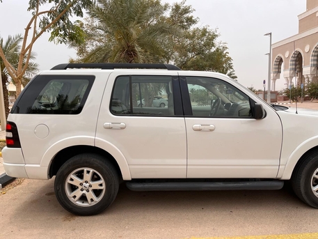 Buraidah, Vehicles, Cars & Trucks , SAR 9500,  Ford Explorer,  2010,  Automatic,  322000 KM,