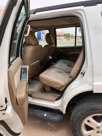 Buraidah, Vehicles, Cars & Trucks , SAR 9500,  Ford Explorer,  2010,  Automatic,  322000 KM,