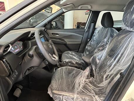 Riffa, Vehicles, Cars & Trucks , BHD 5500,  NISSAN MAGNITE,  2025,  Automatic,  1000 KM,   MODEL  FOR SALE