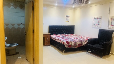 Al Batha, Rooms for Rent, SAR 1200/month,  Furnished,  Family Or Executive Bachelor) Single Room For Rent
