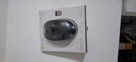 Al Rakah Al Janubiyah, Computers, SAR 60,  Microsoft Wireless Mouse