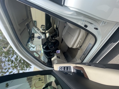 Jeddah, Vehicles, Cars & Trucks , SAR 245000,  Toyota Land Cruiser,  2022,  Automatic,  61000 KM,    GXR4 &ndash; 70th Anniversary Edition For Sale