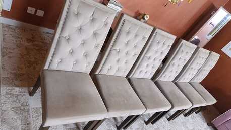 Al Iskan, Furniture, SAR 650,  650 SAR Dining Set For Sale.