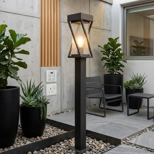 Riyadh, Furniture, SAR 100,  An Outdoor Garden Light