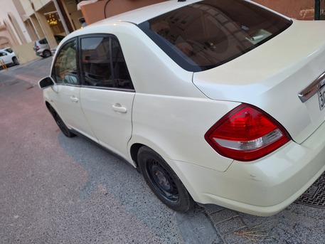 Riffa, Vehicles, Cars & Trucks , BHD 1350,  Nissan Tiida,  2009,  Automatic,  200000 KM,  , A Family Car In Good Running Condition