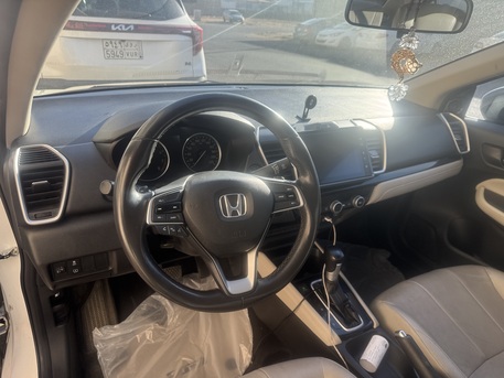 Tabuk City, Vehicle Lease Transfer, SAR 1,  Urgent Sale &ndash; Honda City In Excellent Condition - Lease Transfer