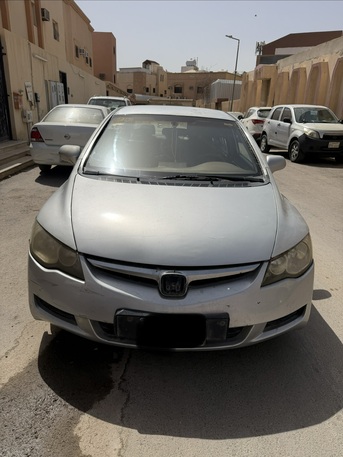Riyadh, Vehicles, Cars & Trucks , SAR 15000,  Honda Civic 2008,  2008,  Automatic,  263691 KM,   For Sale At Price Of 15K, Slightly Negotiable , Only Serious Buyers.