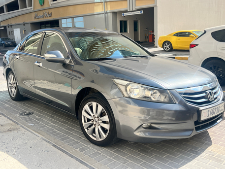 Manama, Vehicles, Cars & Trucks , BHD 2600,  Honda Accord,  2012,  Automatic,  200008 KM,    Second Owner
