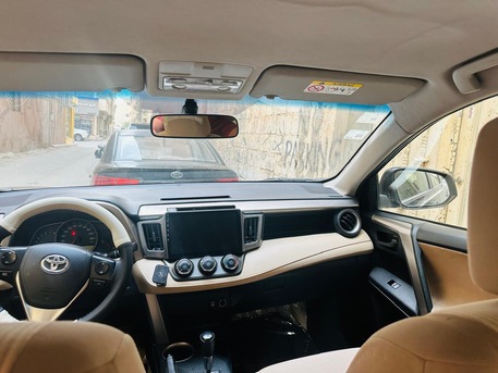 Al Batha, Vehicles, Cars & Trucks , SAR 35000,  Toyota RAV4,  2015,  Automatic,  259452 KM,   Model  Full  SAR 35000