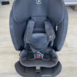Hidd, Baby & Kid Stuff, BHD 40,  Maxi Cosi Titan Pro Car Seat