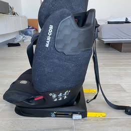 Hidd, Baby & Kid Stuff, BHD 40,  Maxi Cosi Titan Pro Car Seat