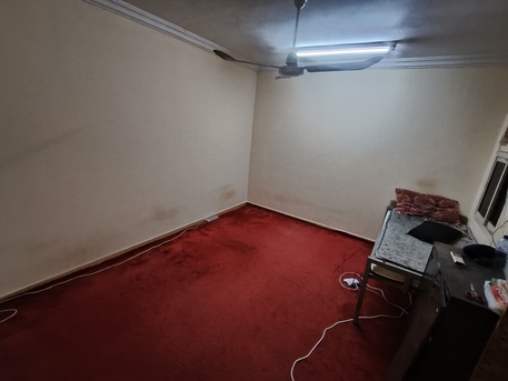 Dammam, Apartments, Flats, Houses & Villas, SAR 900/month,  1 BR,  Flat Available One Room Kitchen Bathroom And Small Space In Entrance.