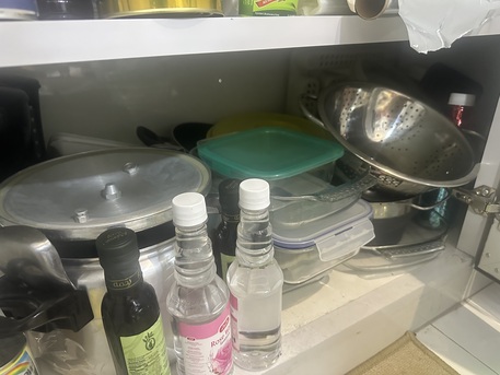 Al Rakah Al Shamaliyah, Household Items, SAR 1,  Household Kitchen Equipment, Blender, Cups, Plates, Shelf, Rice Cooker, Pots & Pans