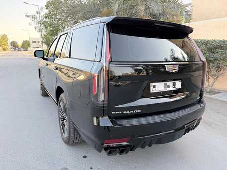 Saar, Vehicles, Cars & Trucks , BHD 45000,  Cadillac Escalade V,  2023,  Automatic,  19000 KM,  Cadillac Esclalde V
