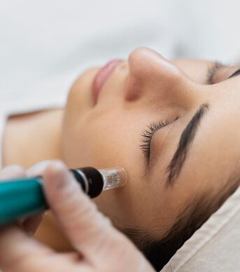 Mumbai, Health, Hydrafacial Treatment In Mumbai &ndash; Instant Glow & Deep Skin Hydration