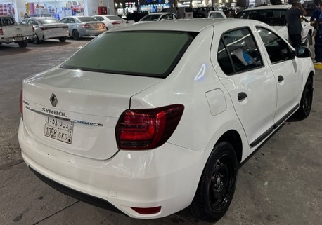 Khobar, Vehicles, Cars & Trucks , SAR 22000,  Renault 21,  2021,  Automatic,  150000 KM,  Selling My Renault Symbol Vehicle Due To Final Exit