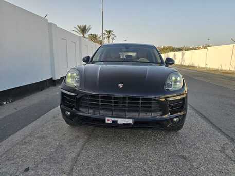 Saar, Vehicles, Cars & Trucks , BHD 6900,  Porshce Macan S,  2015,  Automatic,  122000 KM,  Porsch Macan S