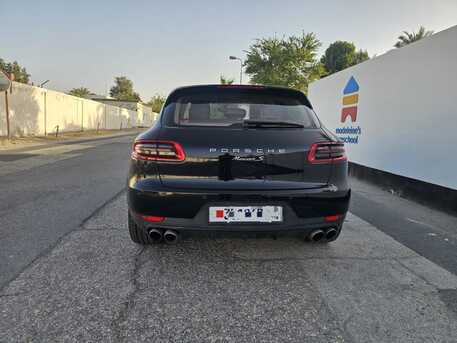 Saar, Vehicles, Cars & Trucks , BHD 6900,  Porshce Macan S,  2015,  Automatic,  122000 KM,  Porsch Macan S