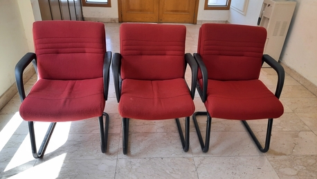 Manama, Furniture, BHD 5,  Office Visitor Chairs For Sale