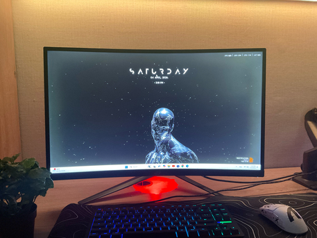 Riyadh, Computers, SAR 600,  ASUS ROG Strix 27" Curved Gaming Monitor 144Hz - Super Clean