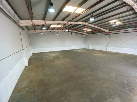 Manama, Warehouses, BHD 2,  584 Sq. Meter,  Watehouse Ar Ras Zawyed 384 S.m Forcrent