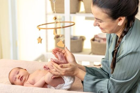Dubai, Health, Professional Newborn Nanny Services In Kuwait For Safe, Gentle, And Expert Baby Care At Ho