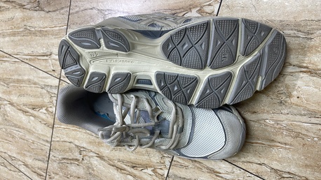 East Riffa, Clothing & Accessories, BHD 10,  ASIC Shoes Size 44/45 Slightly Used Mint Condition