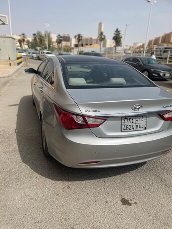 Kabul, Vehicles, Cars & Trucks , Sar 28000,  Hyundai Sonata,  2013,  Automatic,  228000 KM,    For Sale
