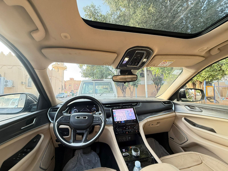 Al Malaz, Vehicles, Cars & Trucks , SAR 1024000,  Jeep Grand Cherokee,  2022,  Automatic,  1010000 KM,   4*4