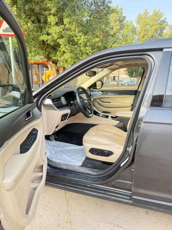 Al Malaz, Vehicles, Cars & Trucks , SAR 1024000,  Jeep Grand Cherokee,  2022,  Automatic,  1010000 KM,   4*4