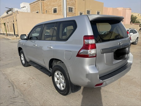Riyadh, Vehicles, Cars & Trucks , SAR 78000,  Toyota Land Cruiser Prado,  2014,  Automatic,  330000 KM,  Good Condition    TXL Excellent