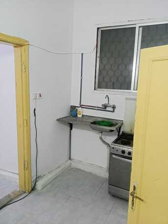 Riyadh, Apartments, Flats, Houses & Villas, SAR 1000/month,  1 BR,  15 Sq. Meter,  Room For Rent